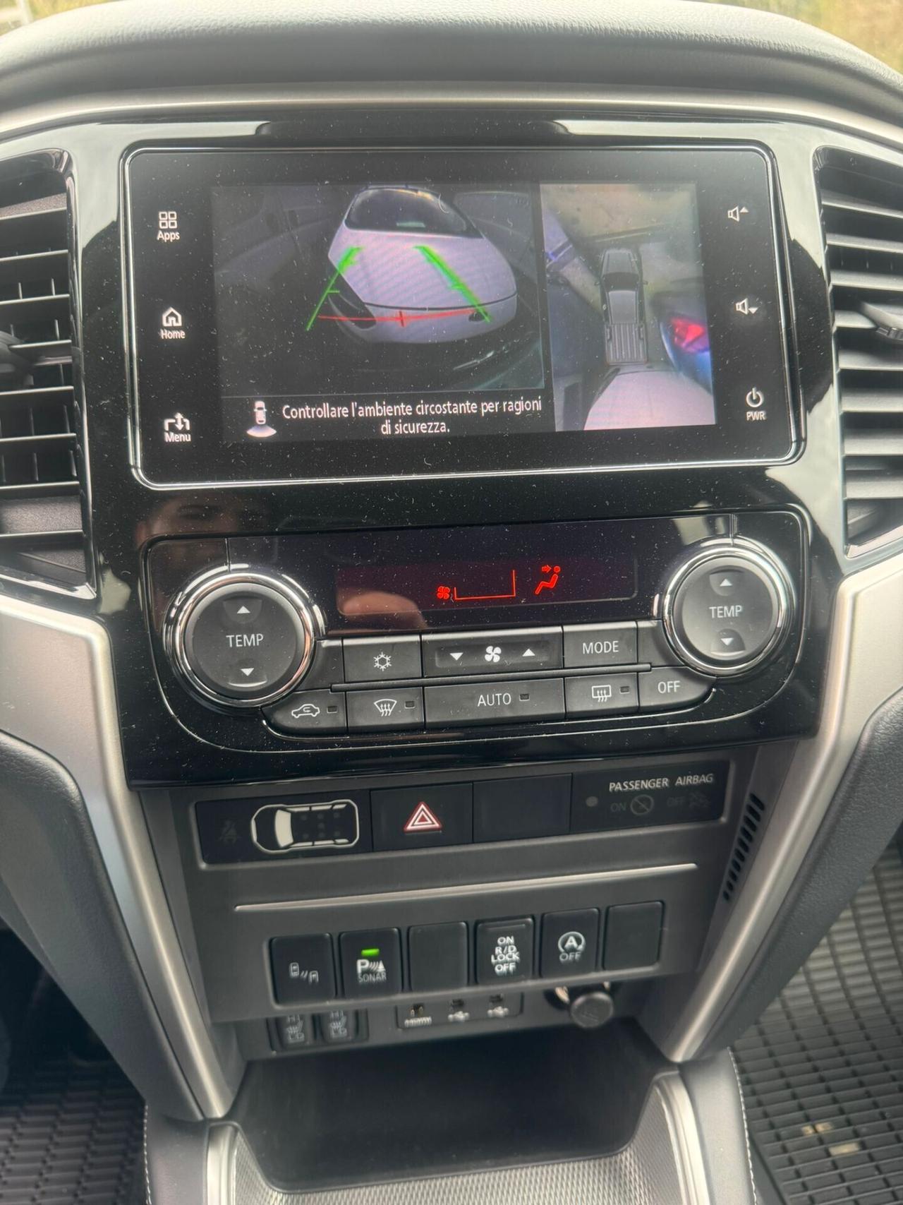 Mitsubishi L200 2.3 D Double Cab 4x4 Super Select Diamond aut.