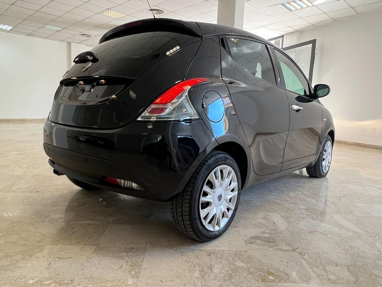 Lancia Ypsilon 1.3 MJT 16V 95 CV 5 porte S&S Gold