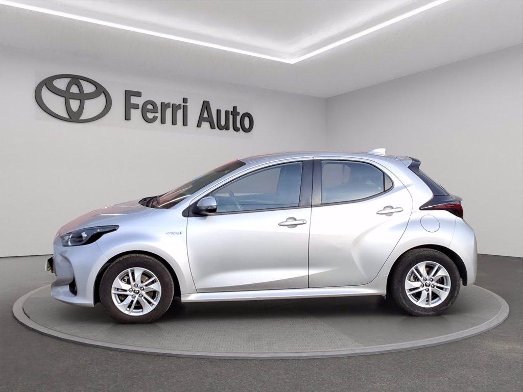TOYOTA Yaris 1.5h active del 2020