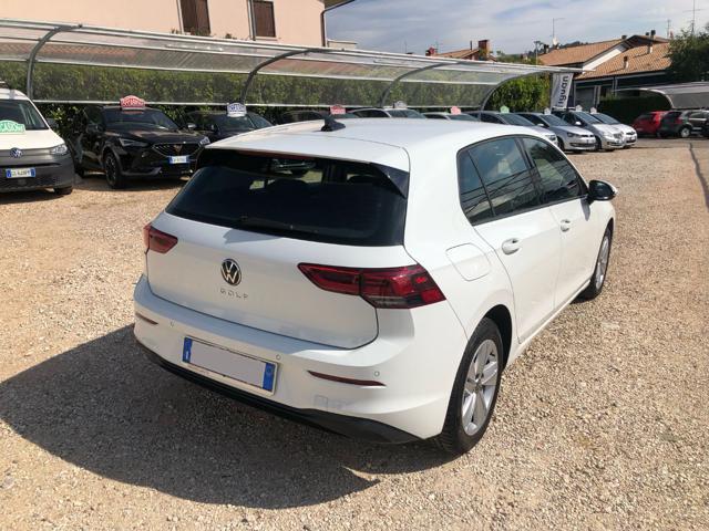 VOLKSWAGEN Golf 1.5 TGI DSG Life OK NEOPATENTATI