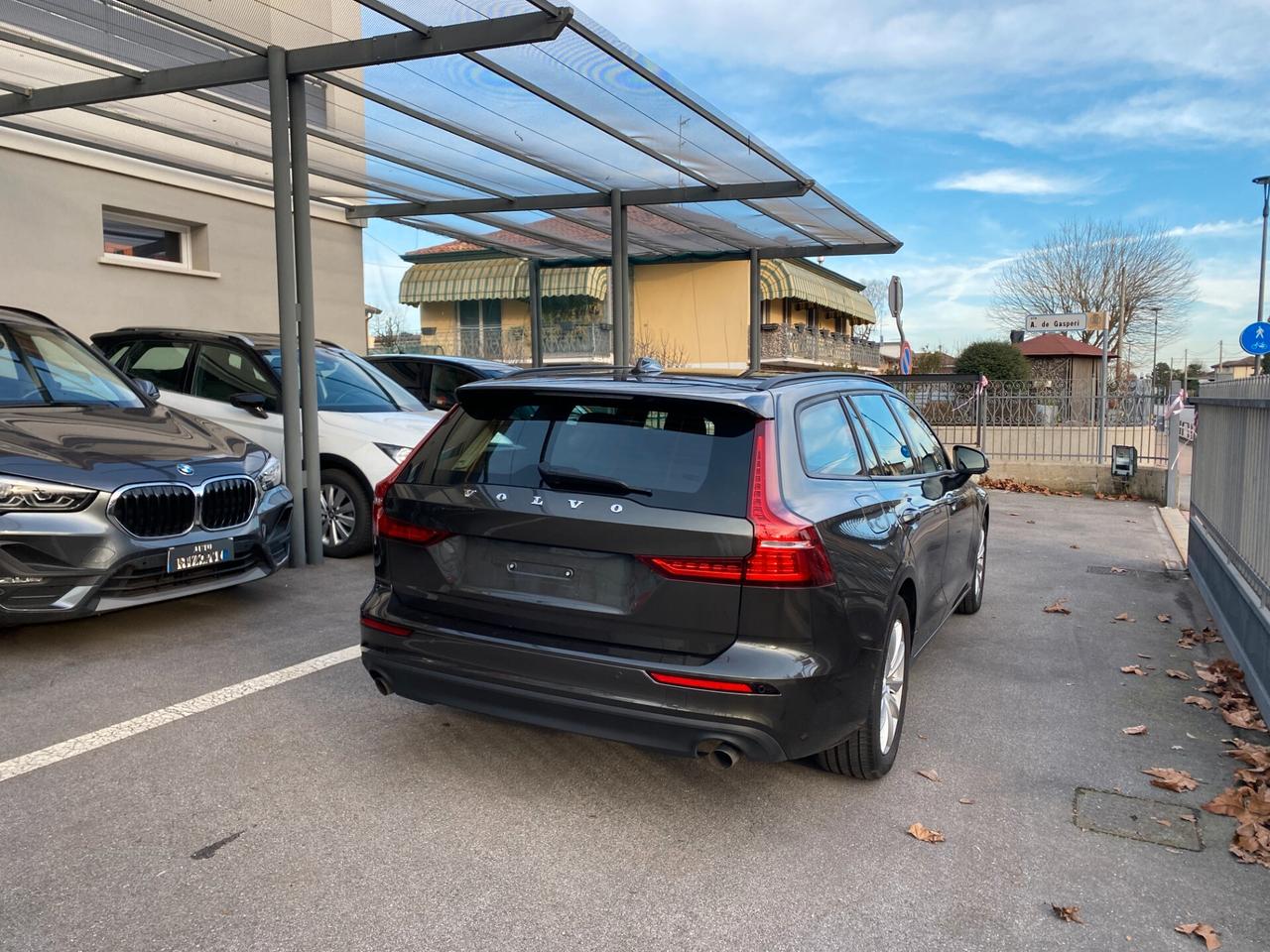 Volvo V60 B3 Geartronic Momentum Business - KM 69.000