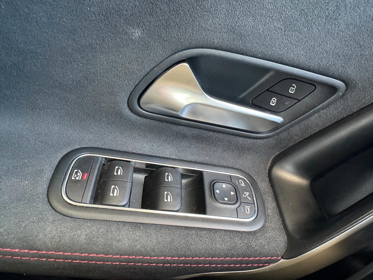 Mercedes-benz A 250 e Automatic EQ-Power Premium AMG line
