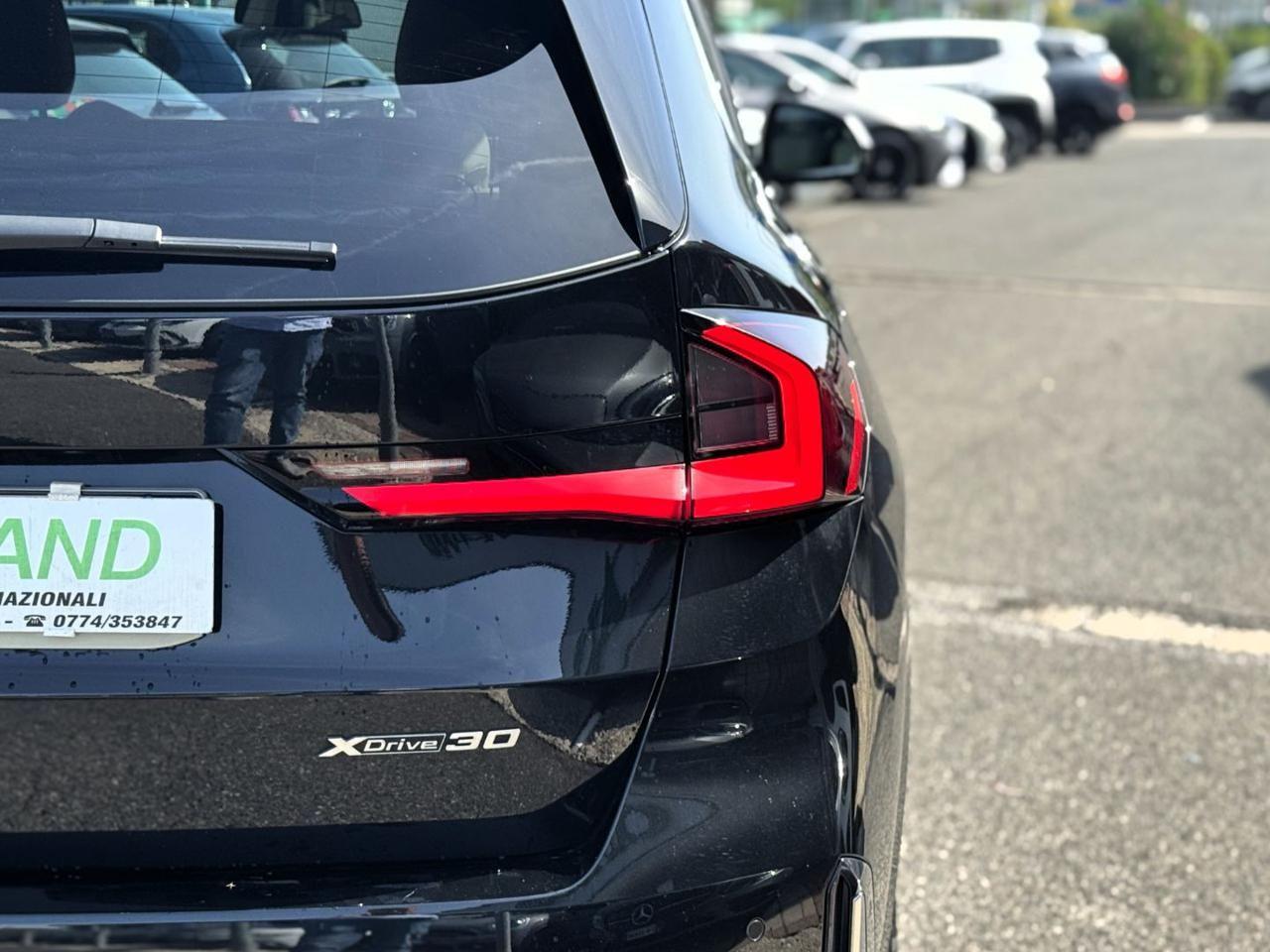 BMW iX1 xDrive 30 xLine