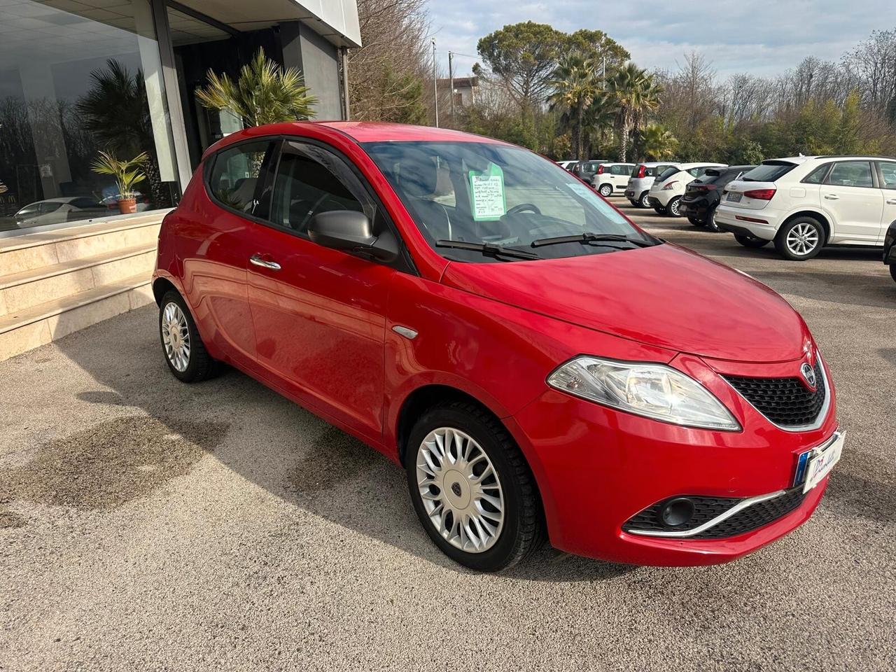 Lancia Ypsilon 1.3 MJT 16V 95 CV 5 porte S&S Gold NEOPATENTATI