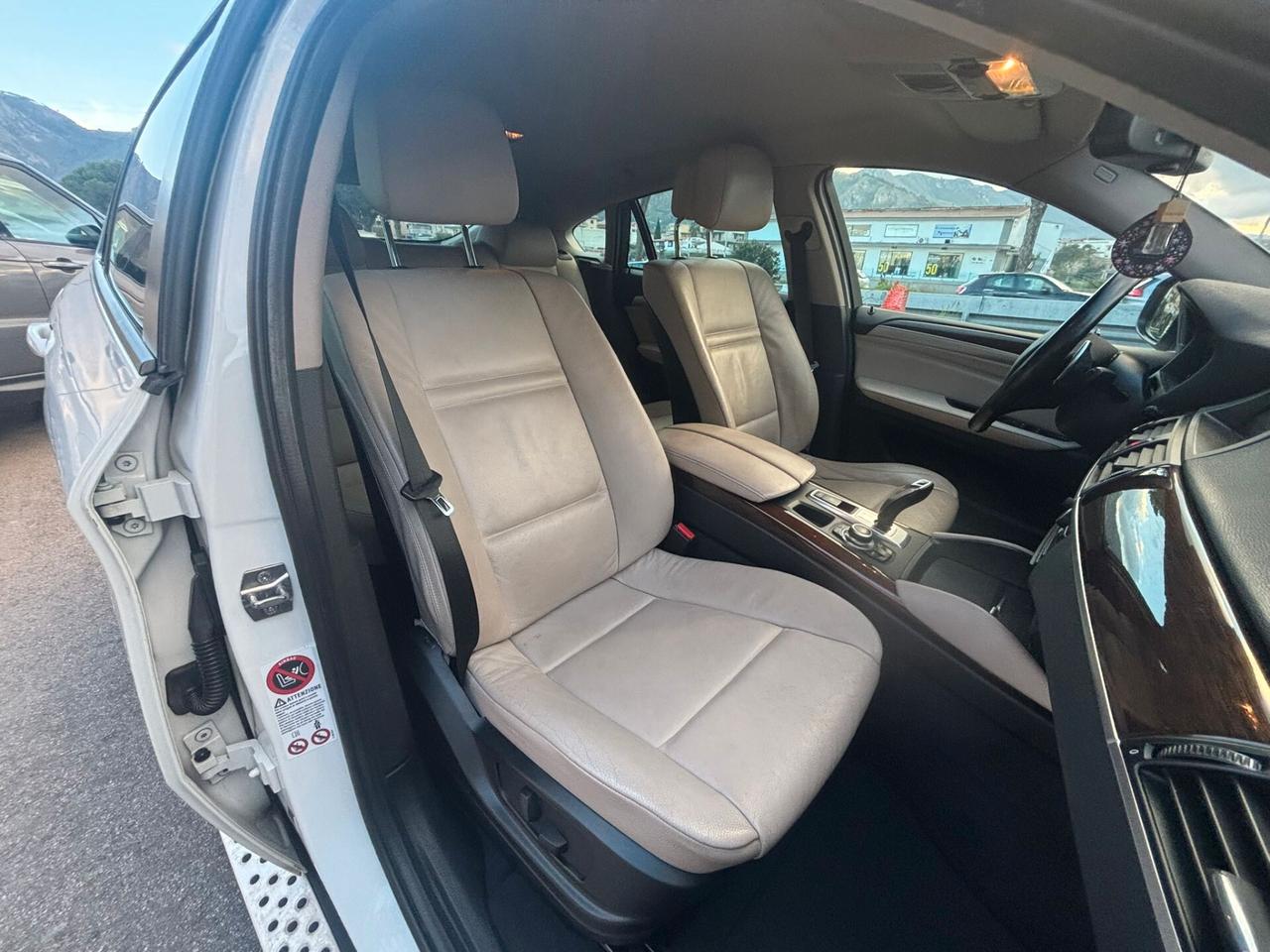 Bmw X6 xDrive30d Attiva