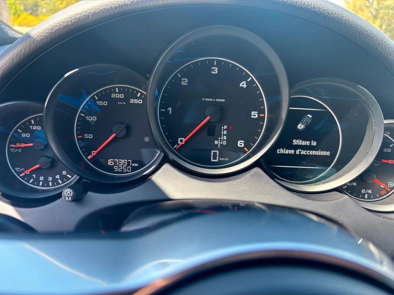 Porsche Cayenne 3.0 Diesel Platinum Edition - 2018