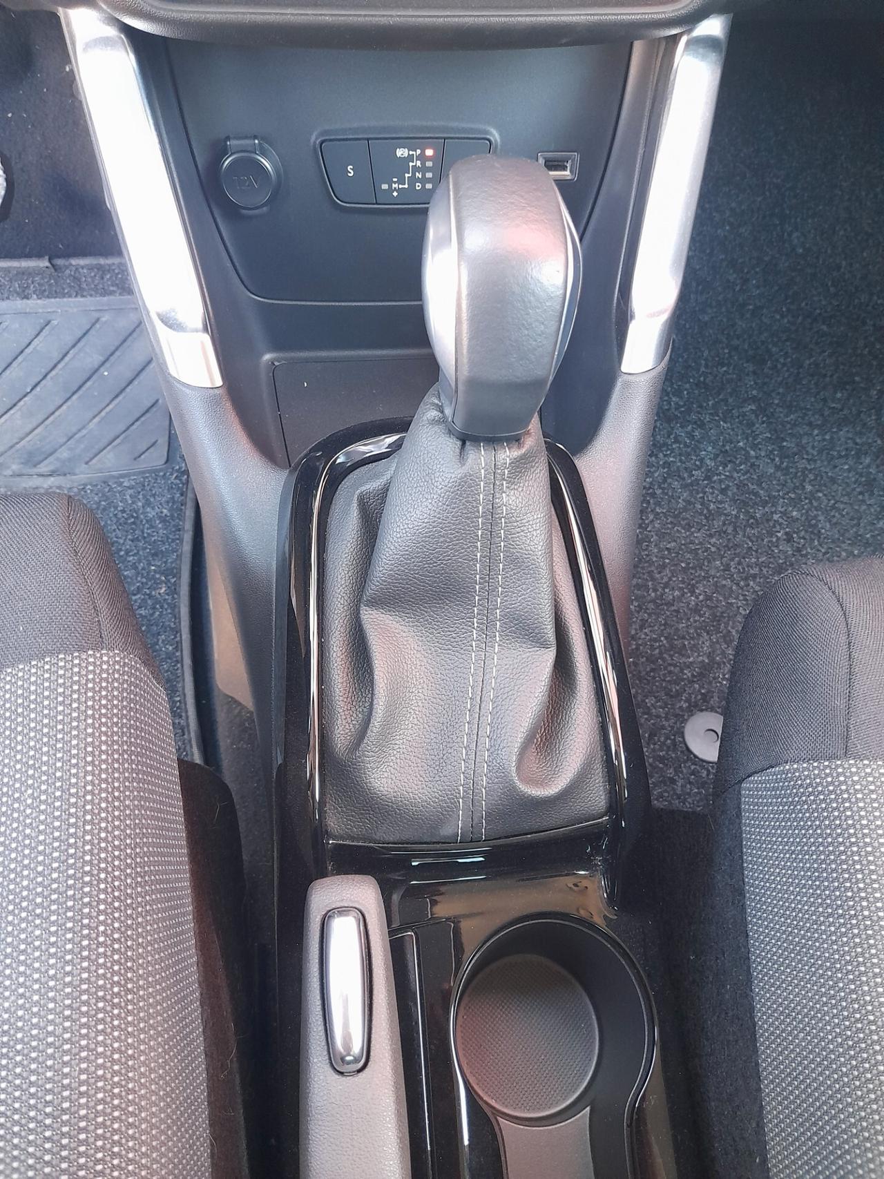 Citroen C3 Aircross C3 Aircross BlueHDi 120 S&S EAT6 Shine Pack