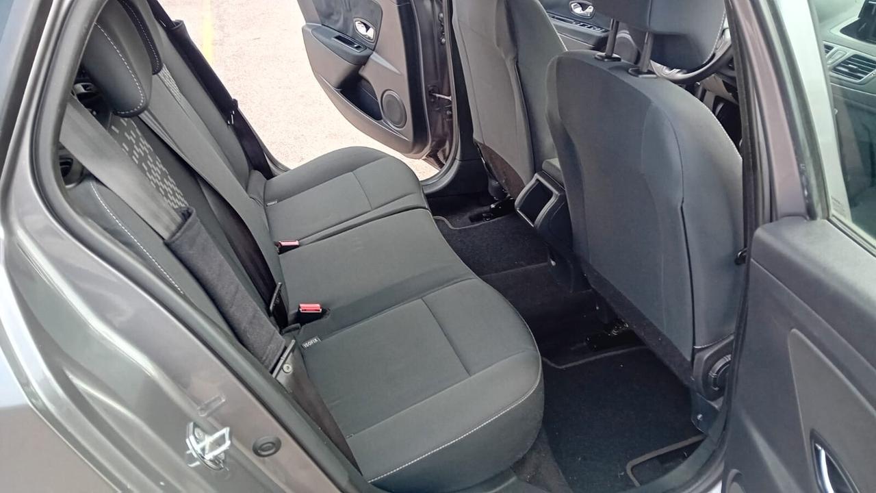 Renault Megane Mégane 1.5 dCi 110CV SporTour Wave