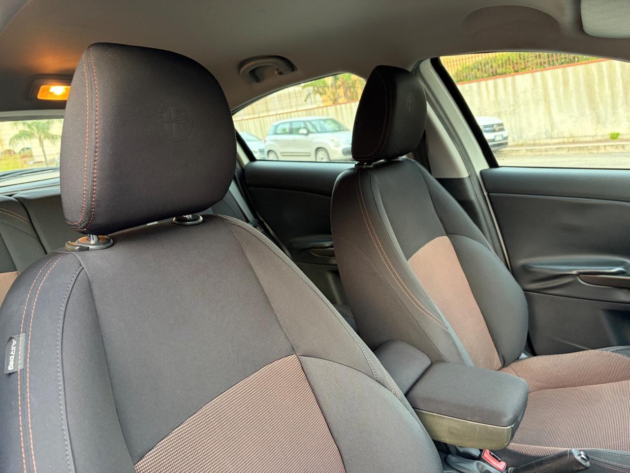 Alfa Romeo Giulietta 1.6 JTDm distictive ideale per neopatentati