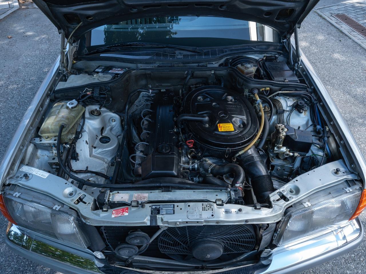 Mercedes-benz S 300 SE