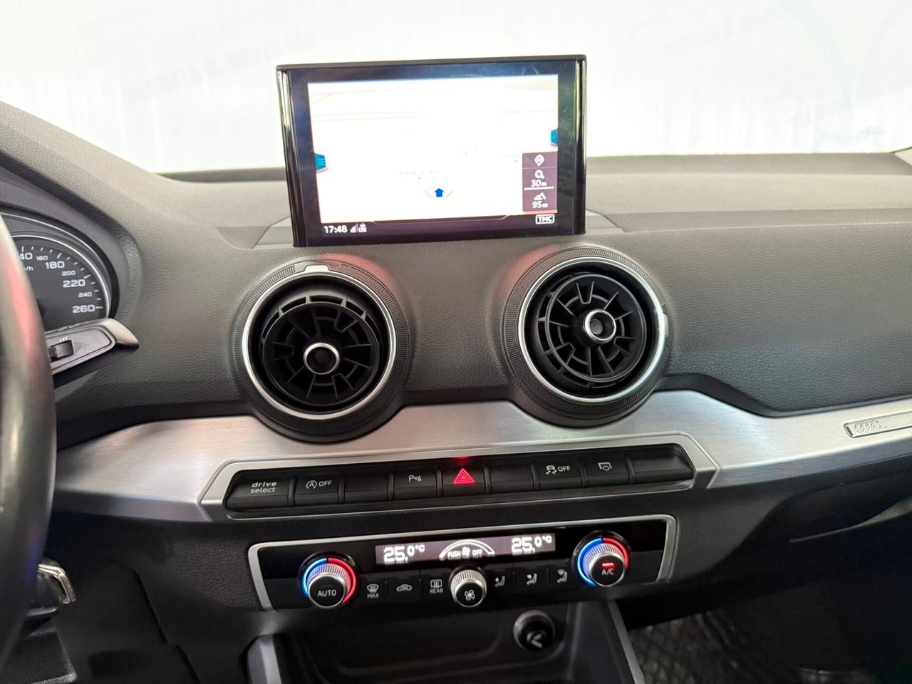 Audi Q2 1.6 Tdi 115cv Navigatore