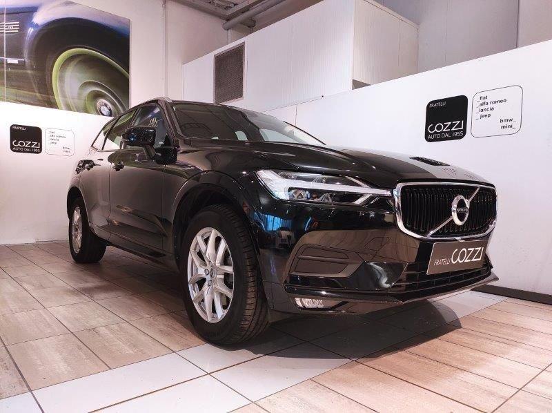 Volvo XC60 (2017-->) B4 (d) AWD Geartronic Momentum