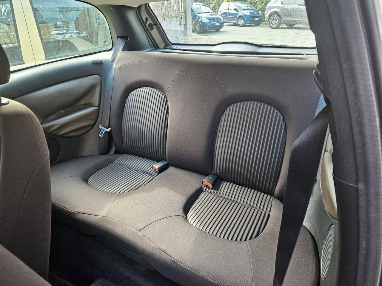 Lancia Ypsilon 1.2 Versus