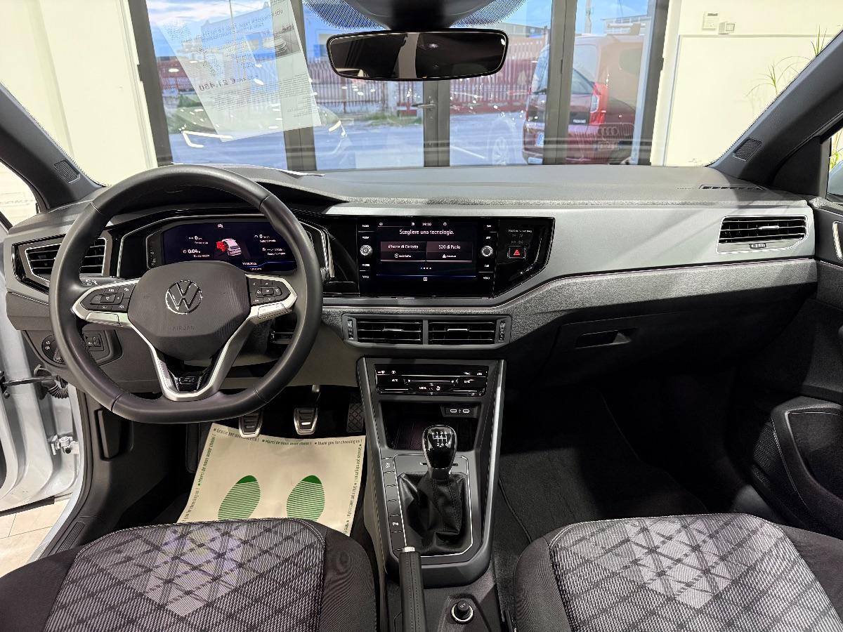 Volkswagen Taigo 1.0 Tsi 115 C.V. R-Line Tetto APRIBILE/PANORAMICO