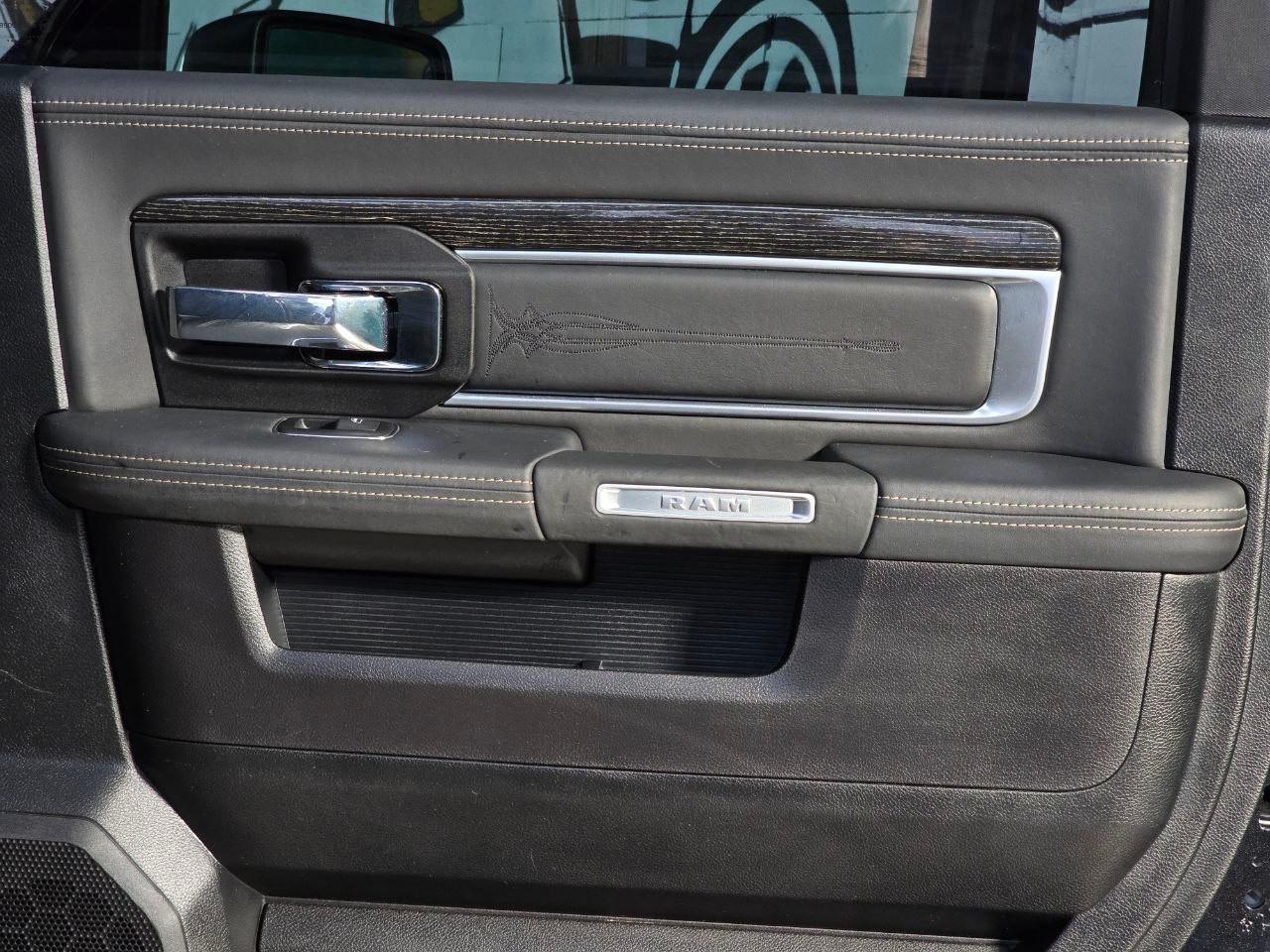 Dodge RAM Dodge Ram 1500 Limited 5.7 V8 GPL Prins