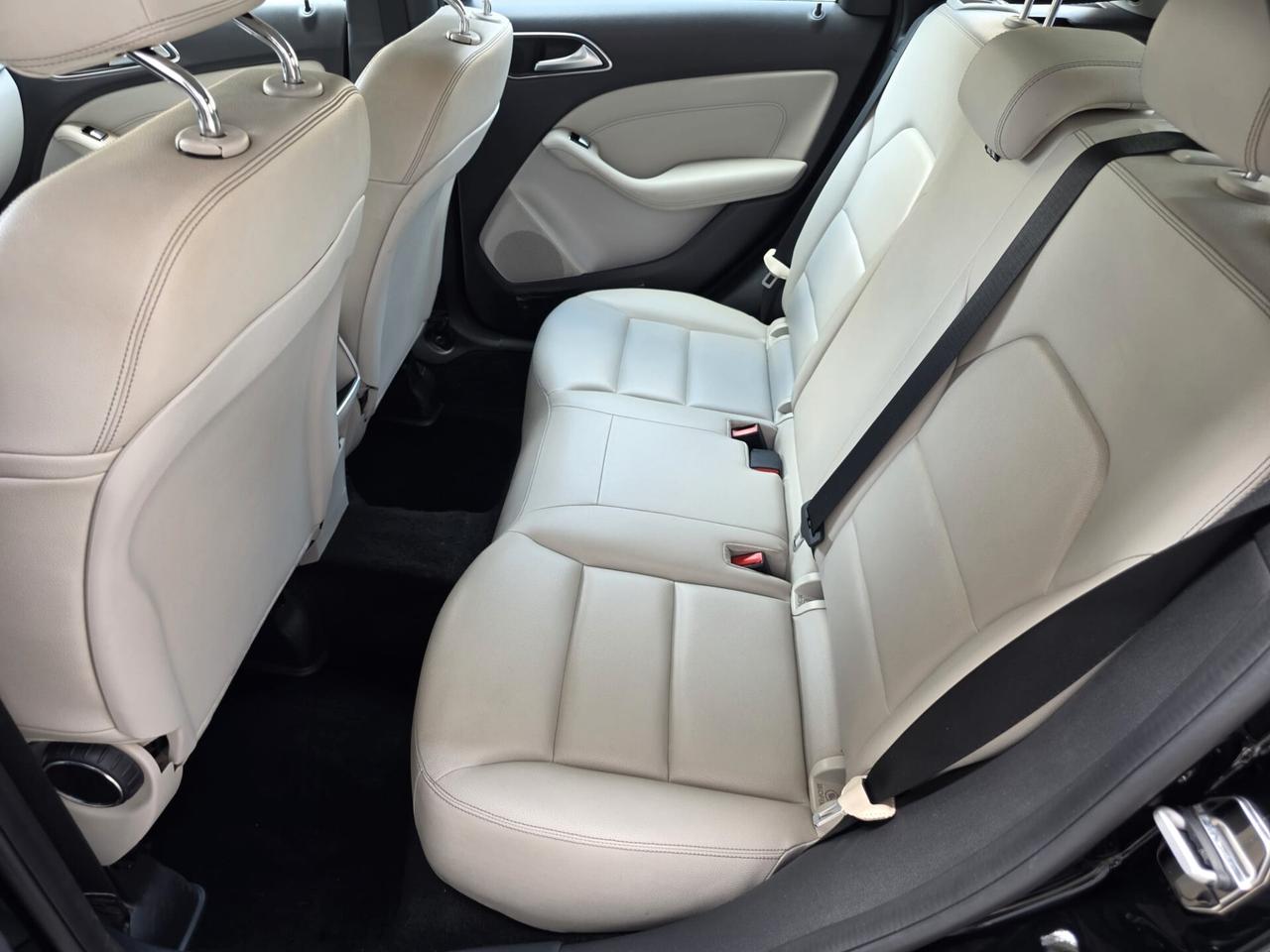 Mercedes-benz B 180 CDI Premium+Cerchi 18+Pelle Totale..
