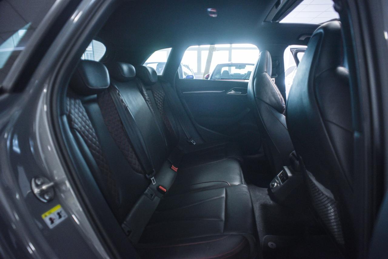 Audi A3 RS 3 SPB IVA ESPOSTAIVA ESPOSTA PARZIALMENTE: - 15.000,00€ non soggetti ad iva - ⁠8.196,72€ + IVA (VAT).