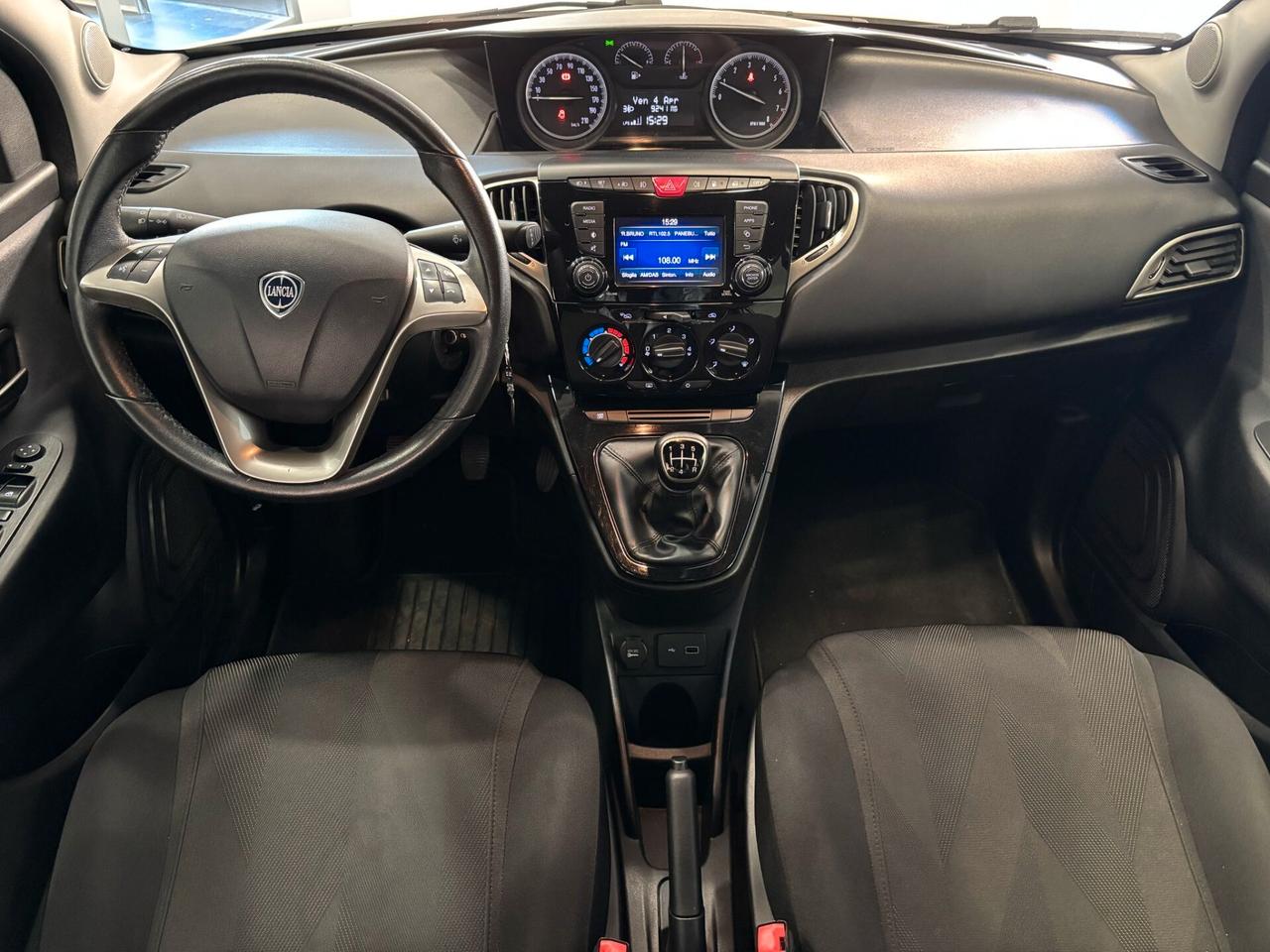 Lancia Ypsilon 1.2 69 CV 5 porte GPL Ecochic Gold