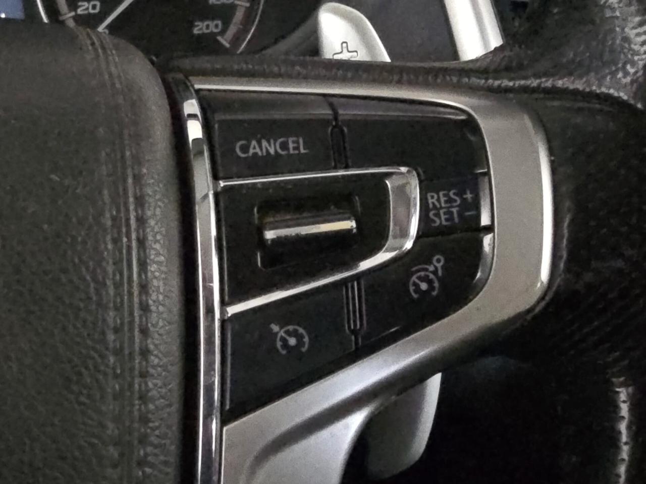 Mitsubishi L200 2.4 DI-D/181CV Double Cab Intense Hp Mivec SDA