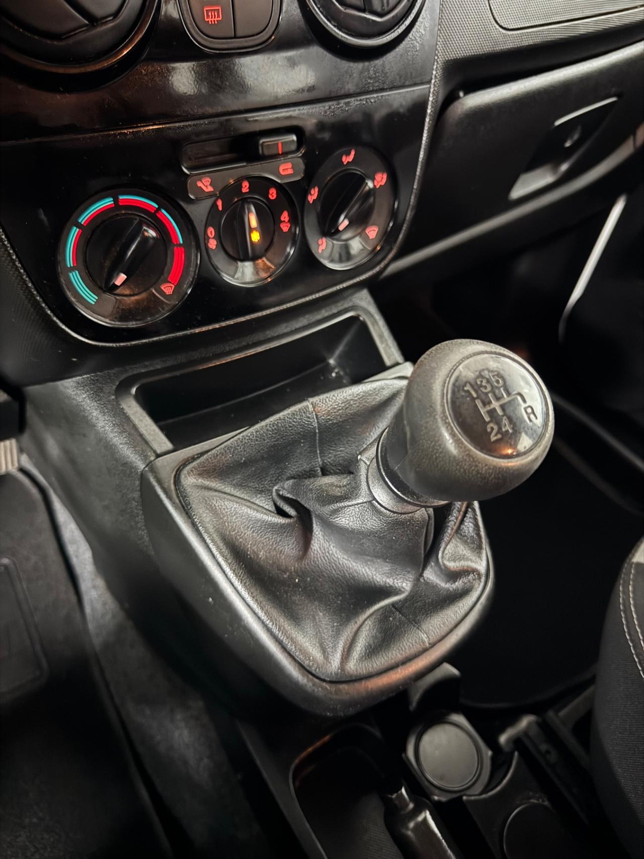 Fiat Qubo DA VETRINA UNICO PROPRIETARIO
