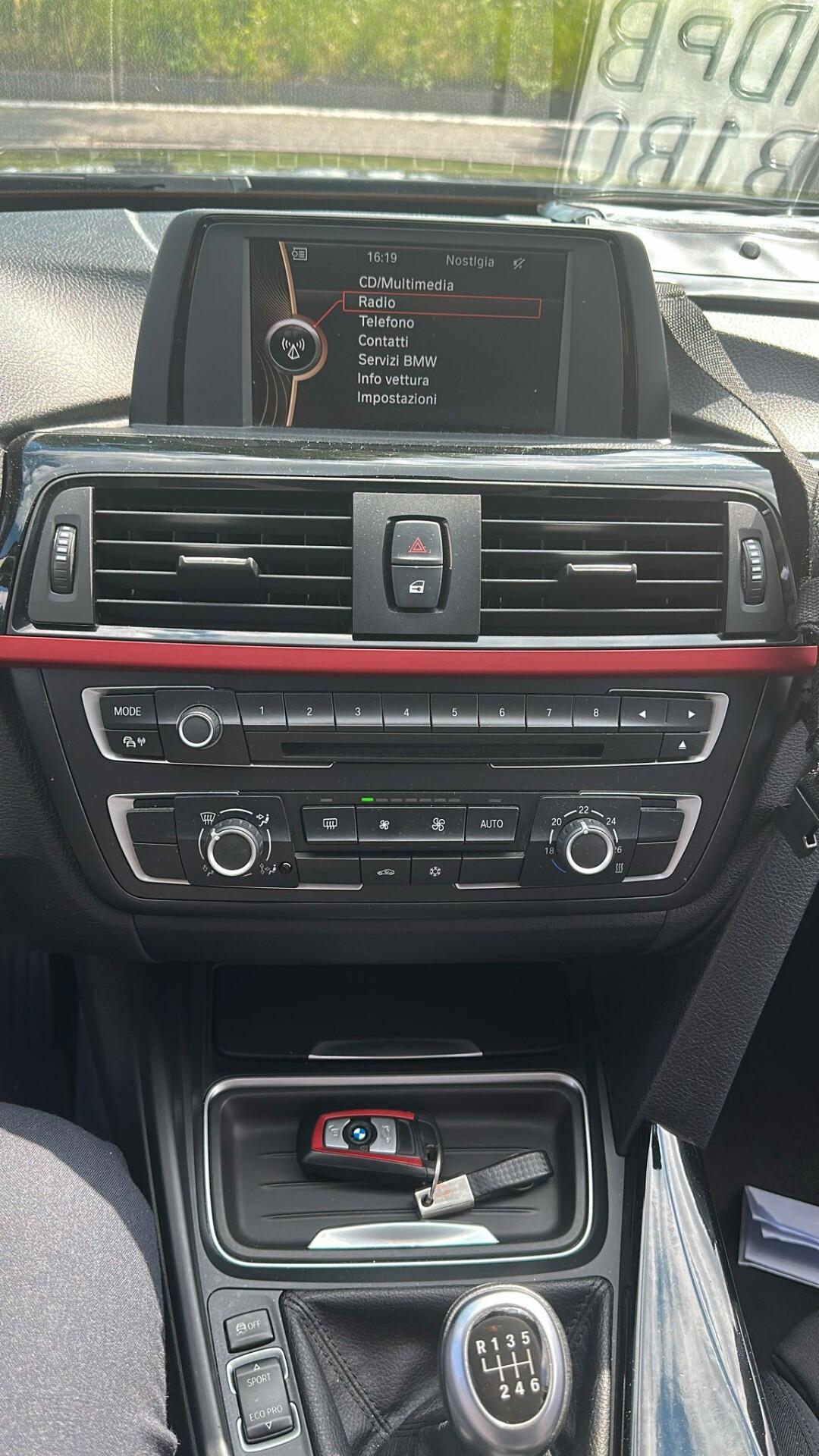 Bmw 318d Sport berlina