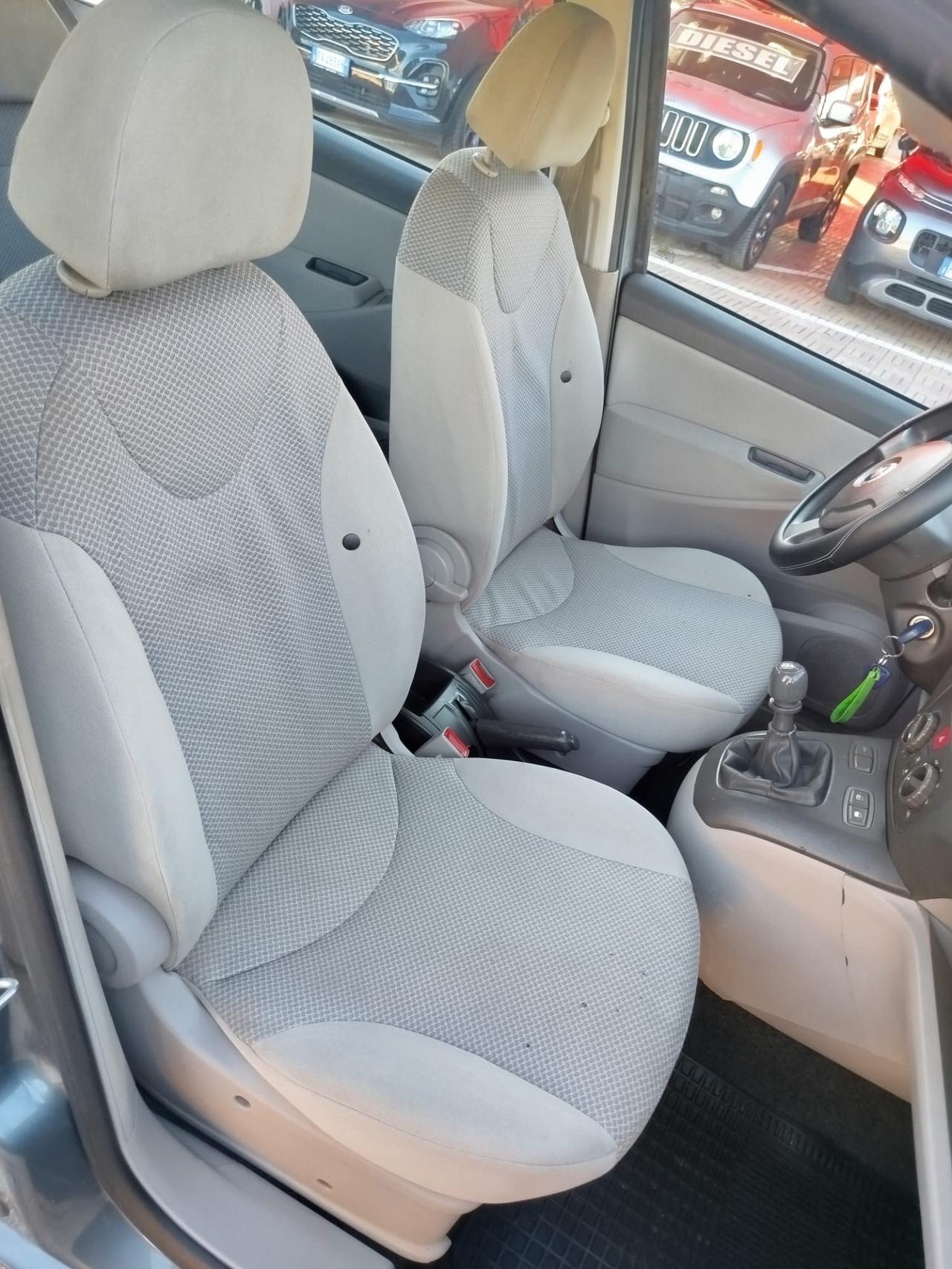 Fiat Idea 1.4 16V Emotion