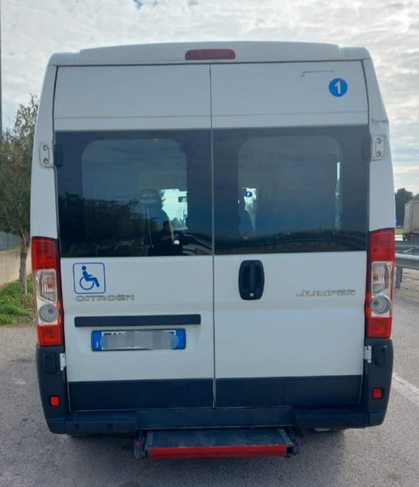 Citroen Jumper ALLESTITO TRASPORTO DISABILI CON PEDANA PARI A NUOVO