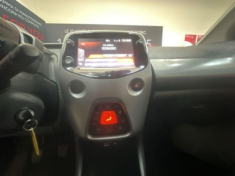 Toyota Aygo 1.0 VVT-i 72 CV 5 porte x-play