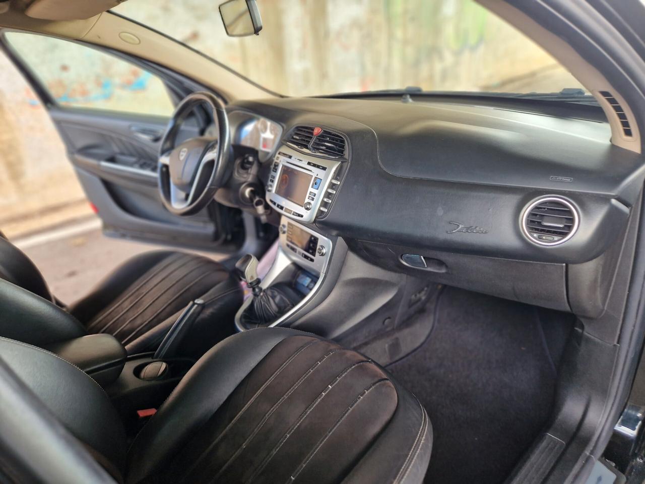 Lancia Delta 2.0 MJT DPF Platino