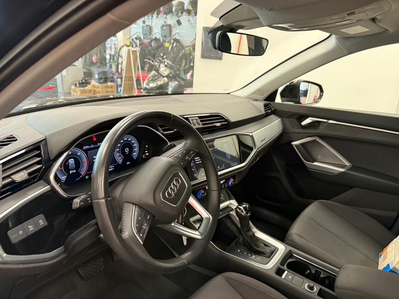 Audi Q3 35 TDI quattro Business Advanced