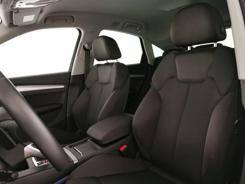 Audi Q5 Sportback 40 2.0 tdi mhev 12V S line quattro s-tronic