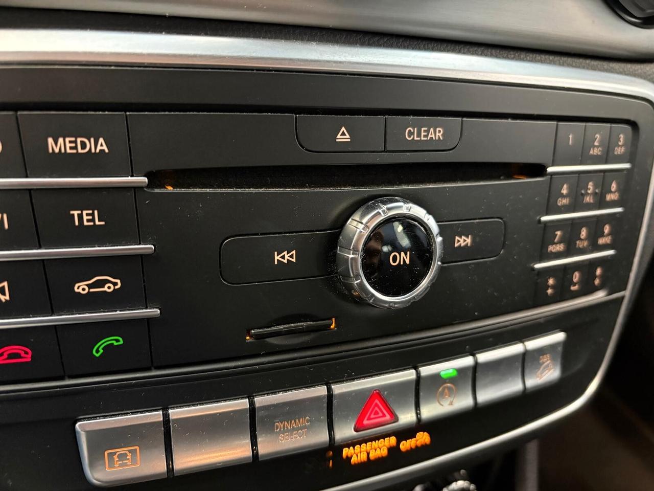 Mercedes-benz GLA 220 d PREMIUM 4Matic Automatic