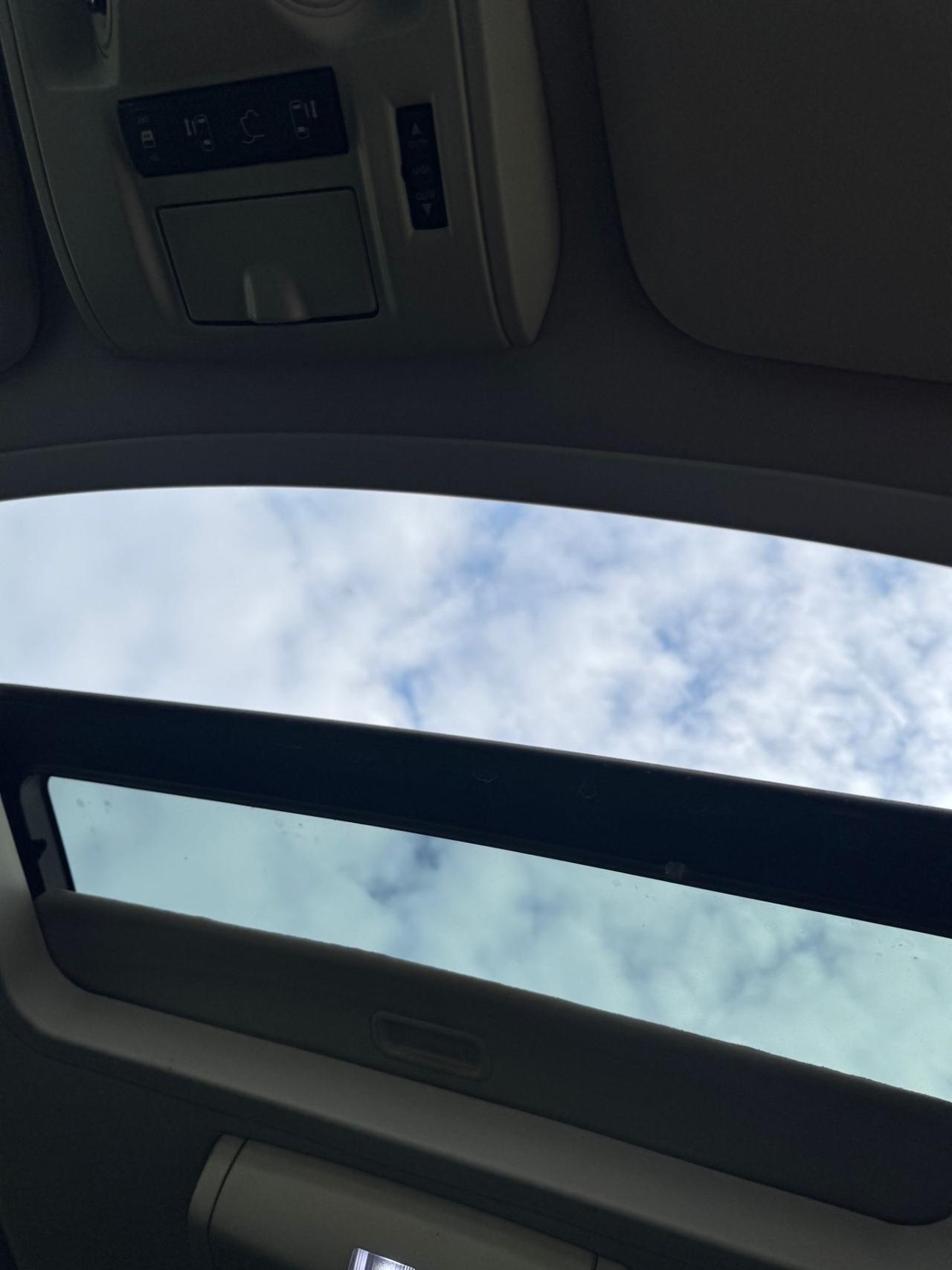 Lancia Voyager 2.8 Turbodiesel Platinum 163 CV