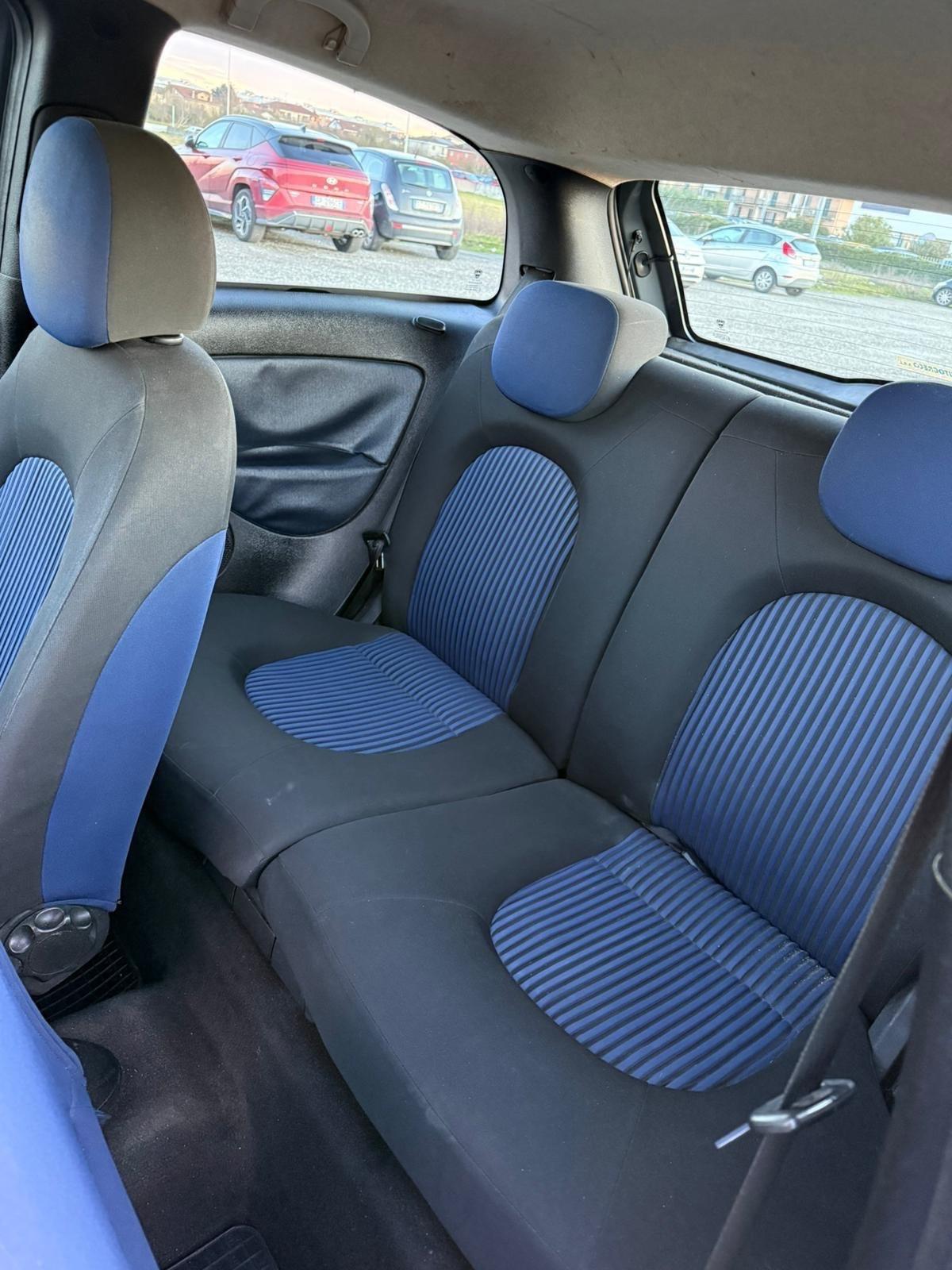 Lancia Ypsilon 1.3 MJT 75 CV Argento