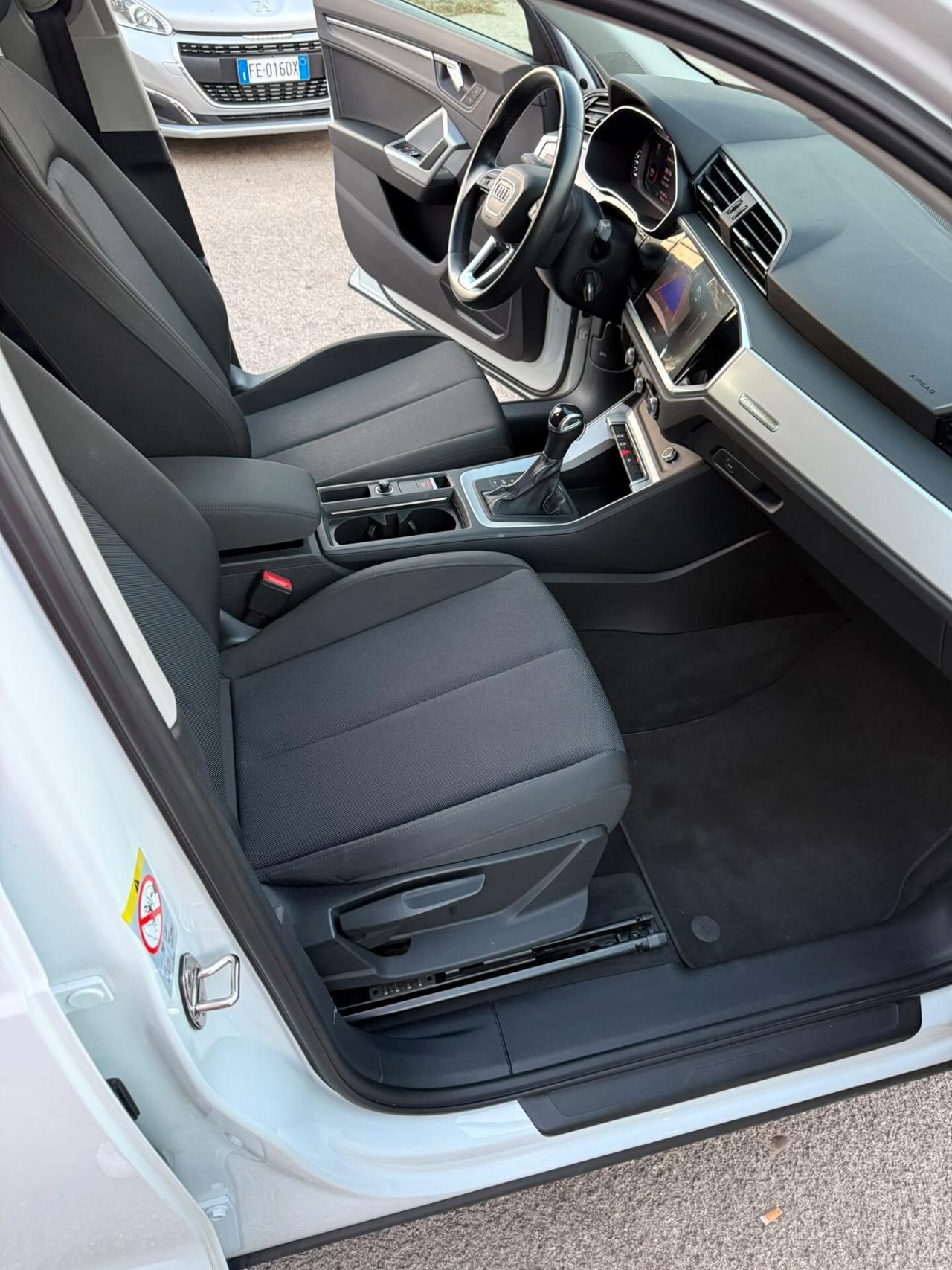 Audi Q3 35 TDI S tronic Business Advanced