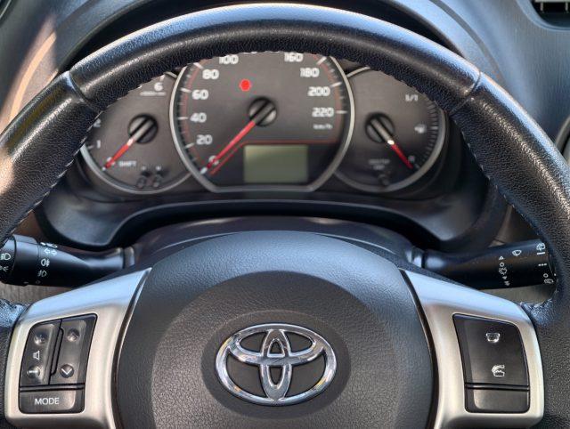 TOYOTA Yaris 1.4 D-4D 5 porte Lounge