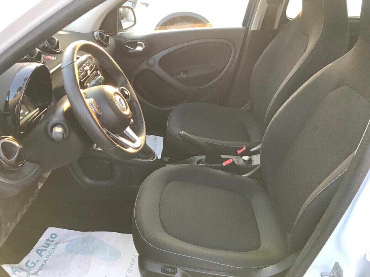 Smart ForFour 70 1.0 twinamic Passion km 6 mila par al nuovo