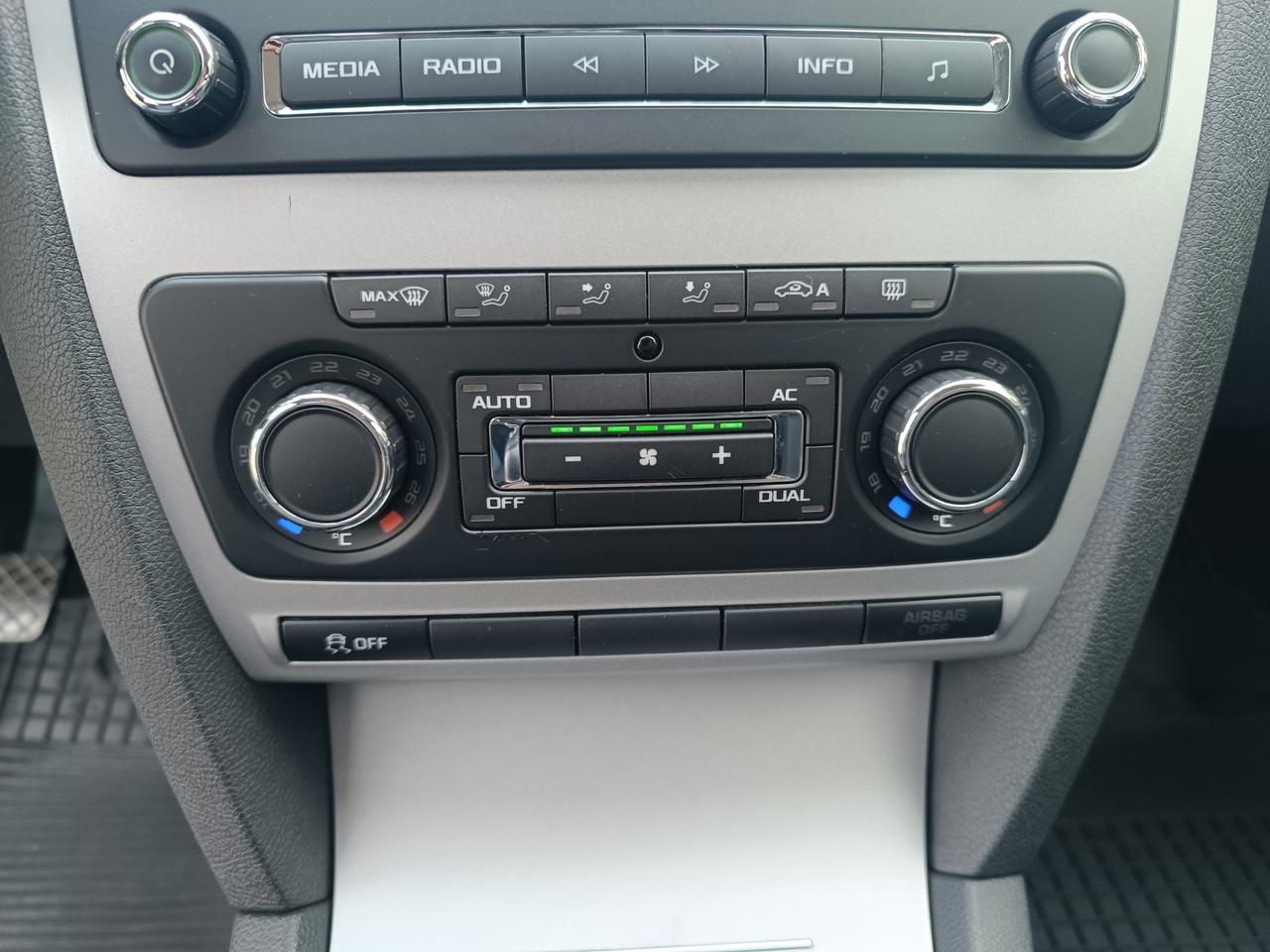 Skoda Octavia 1.6 TDI CR F.AP. Wagon Executive