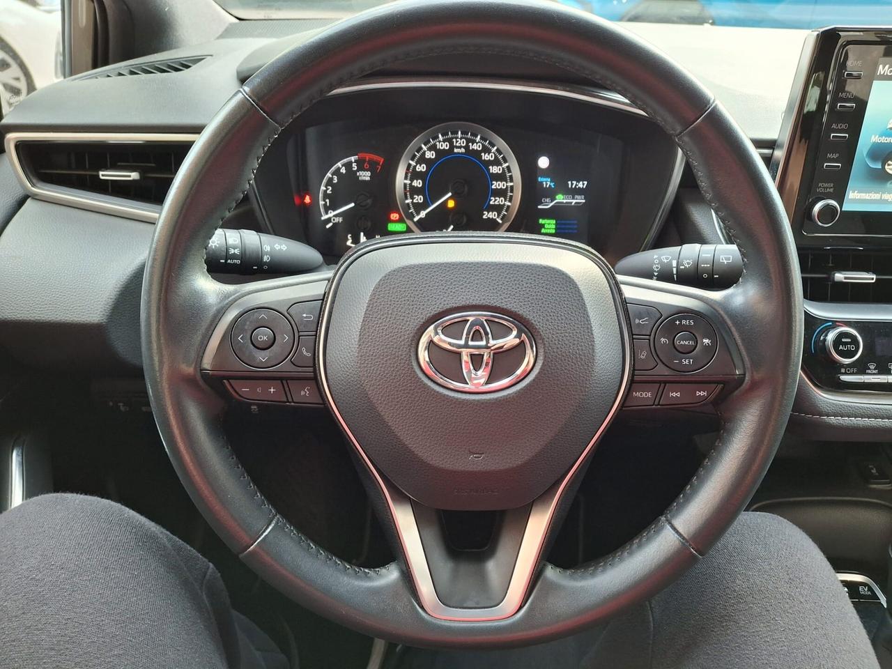 Toyota Corolla TS 1.8 Hybrid Business