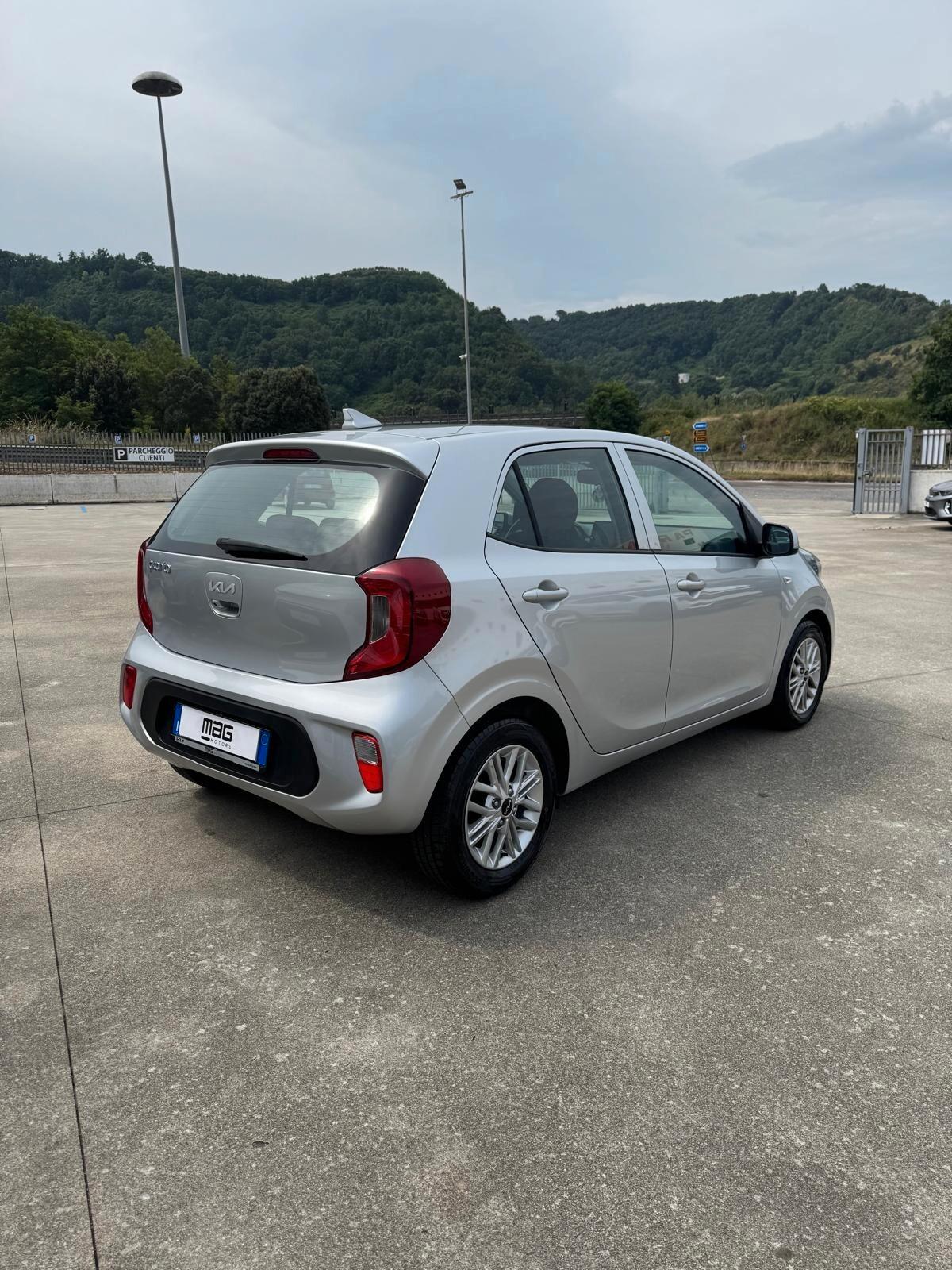 Kia Picanto 1.0 12V 5 porte Urban Techno