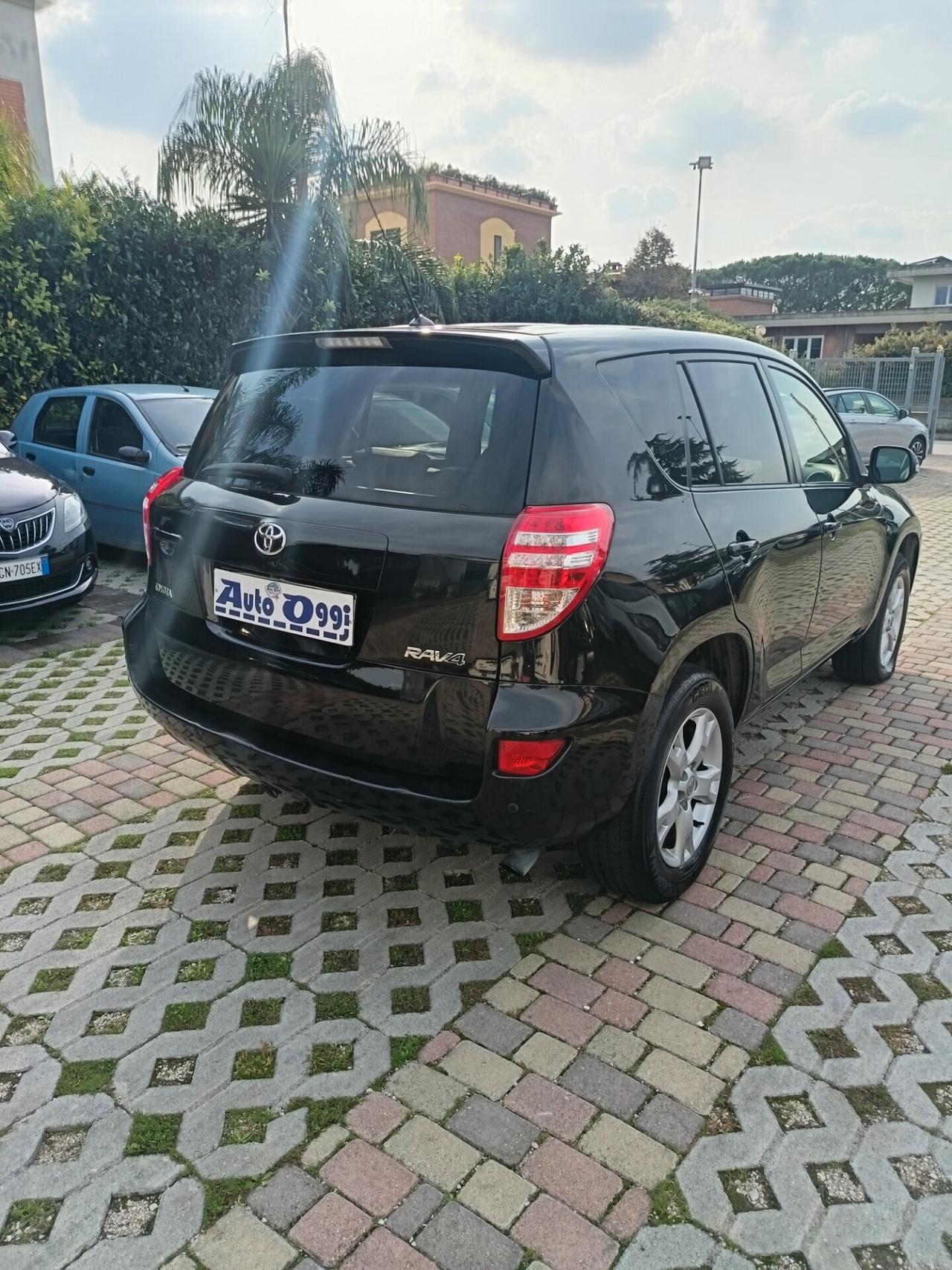 Toyota RAV 4 RAV4 2.2 D-4D 150 CV DPF Sol