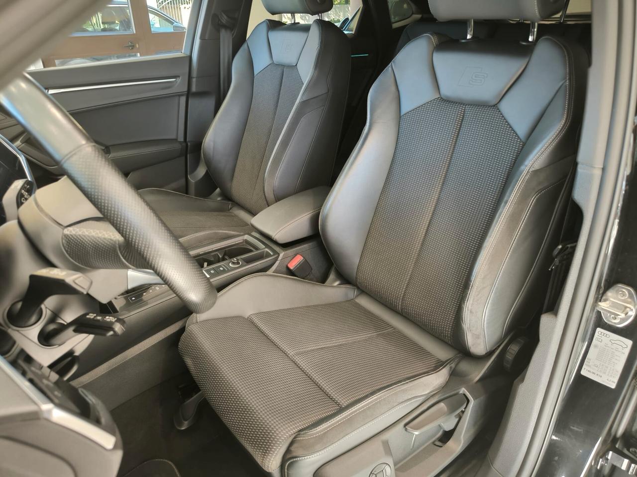 Audi Q3 SPB 35 TDI S tronic S line edition Identity Black