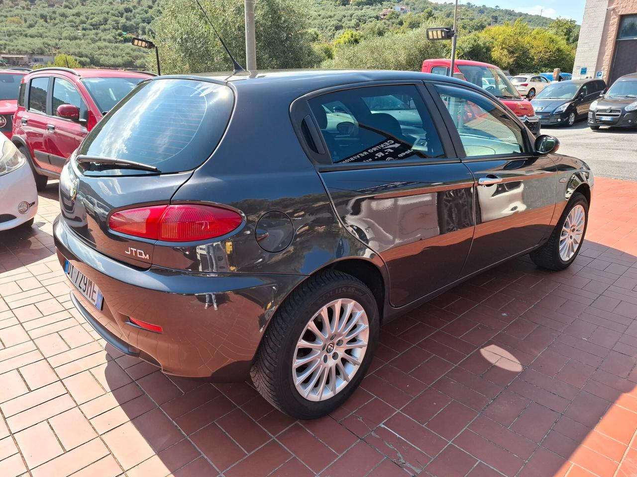 Alfa Romeo 147 1.9 JTD (120) 5 porte Moving