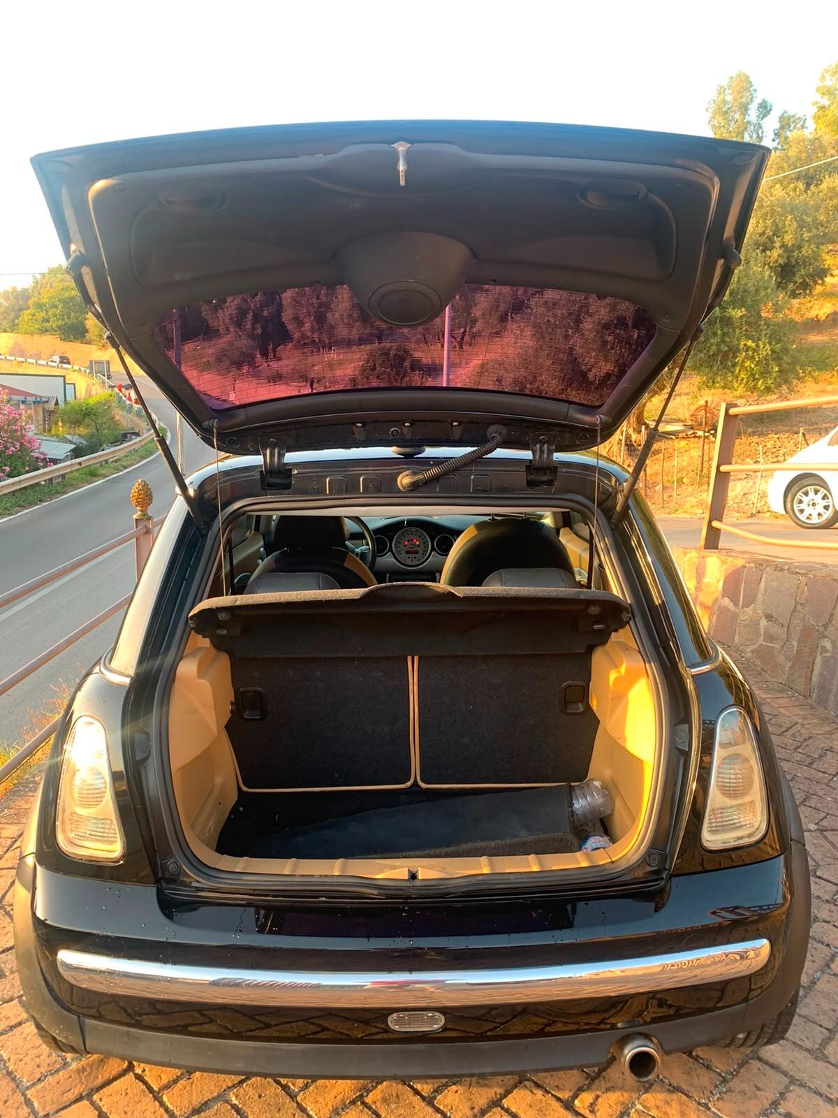 Mini 1.6 16V Cooper