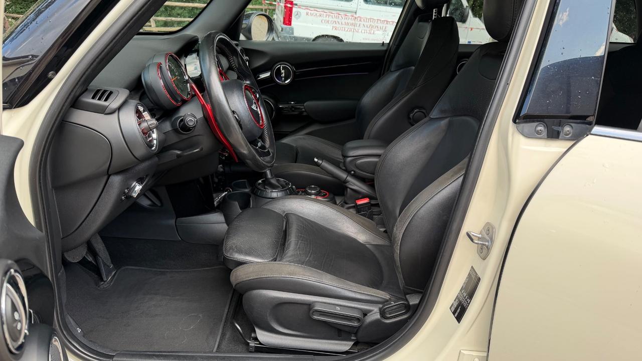 Mini 2.0 Cooper SD Hype 5 porte
