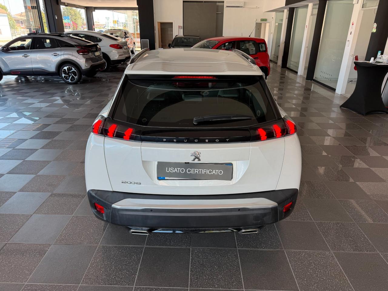 Peugeot 2008 PureTech 130 S&S Allure (96kw)