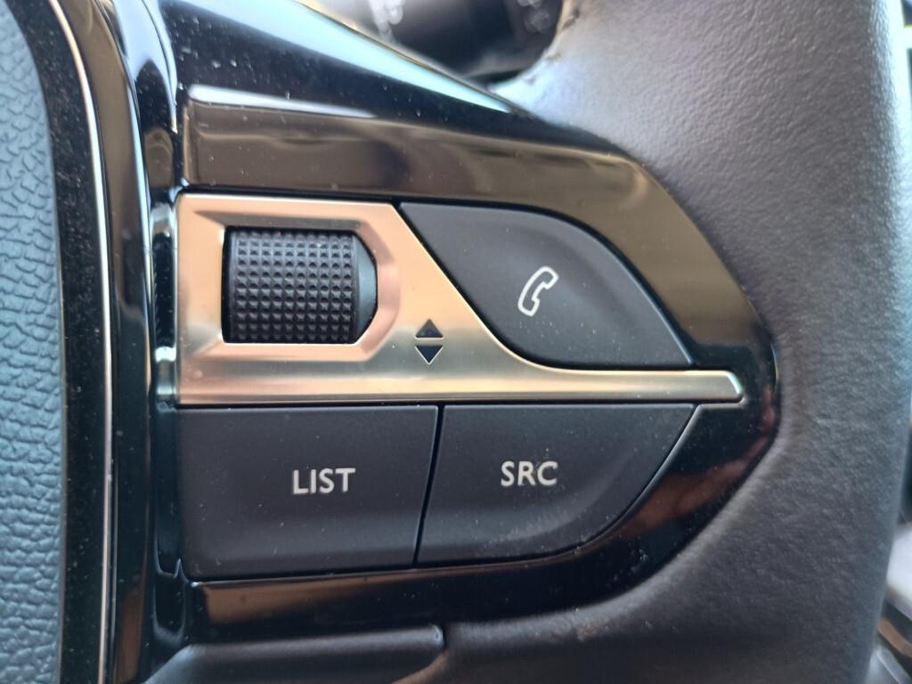 Peugeot 208 1.2 75cv Style