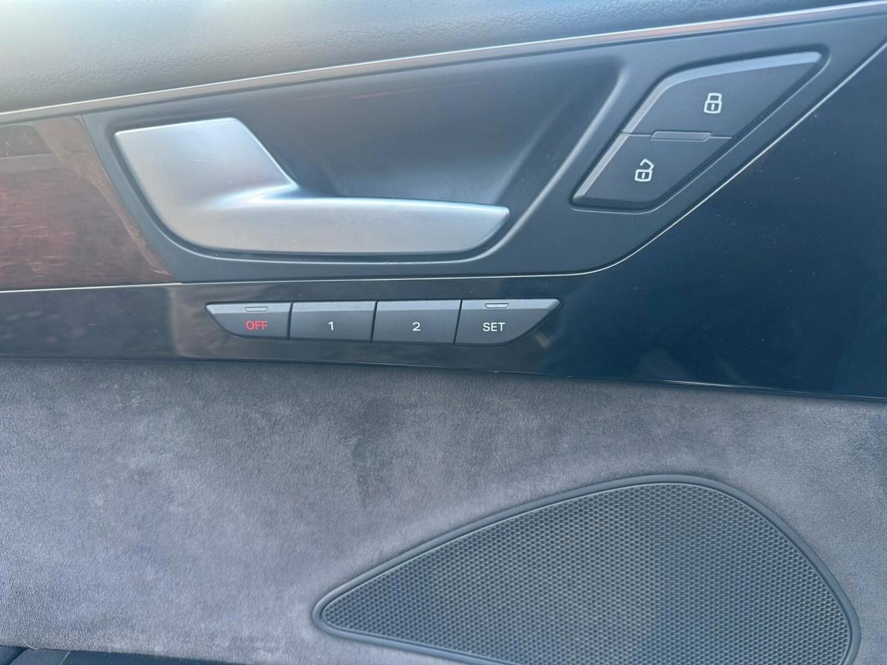 Audi A8 A8 3.0 V6 tdi quattro tiptronic Tetto Gancio