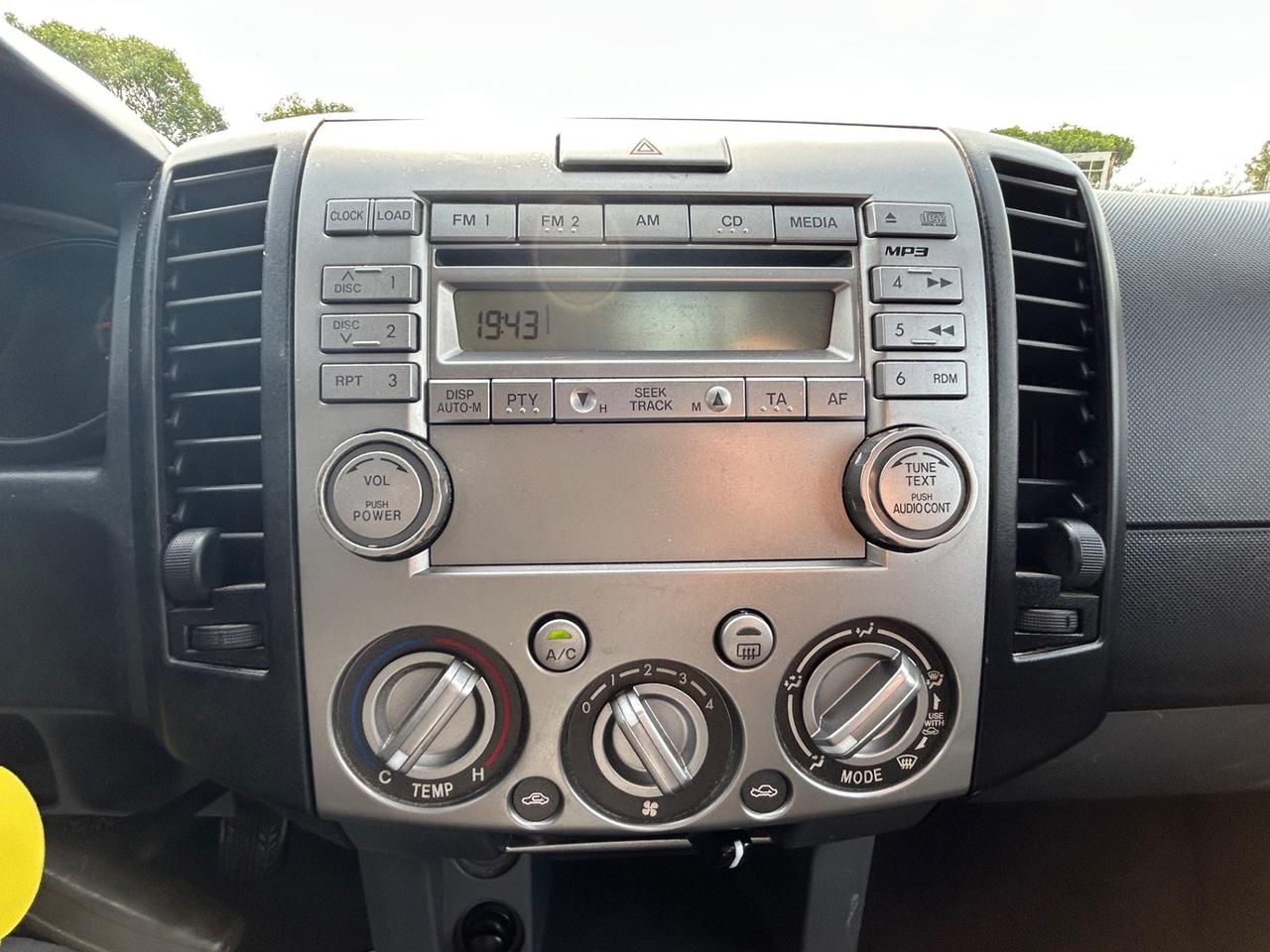 Mazda BT-50 2.5 TD cat 4x4 Freestyle Cab Hot Pick-up