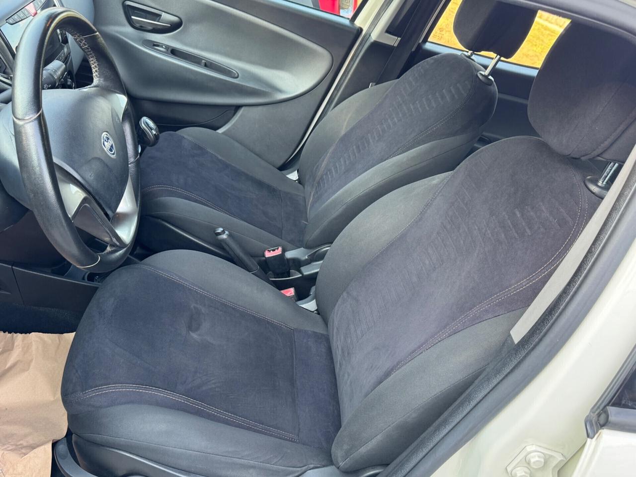 Lancia Ypsilon 1.2 69 CV 5 porte GPL Ecochic Gold